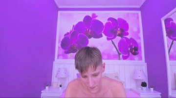 Garethhowel  22-08-2021 video outfits